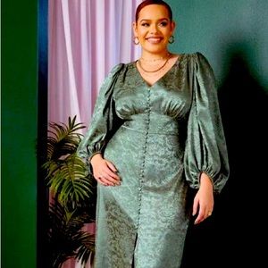 Eloquii size 14 sage green satin long maxi dress